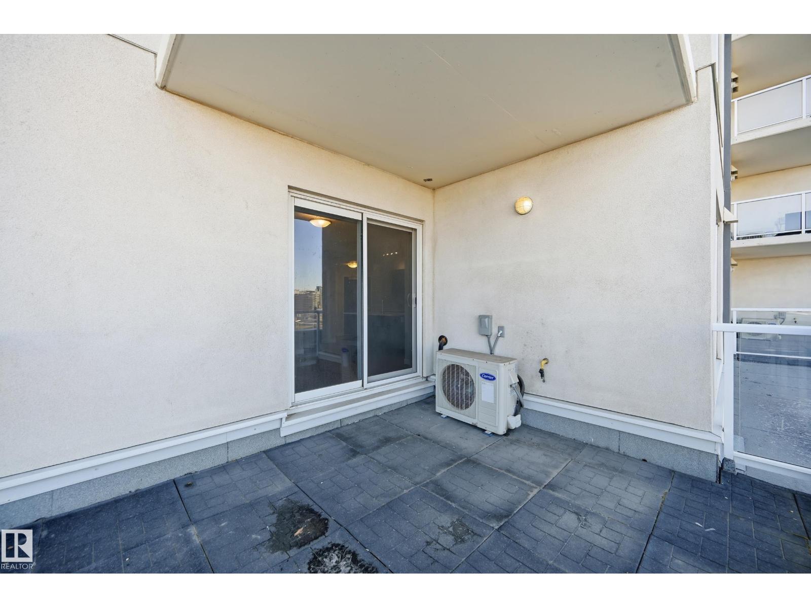 #606 10410 102 AV NW, Edmonton