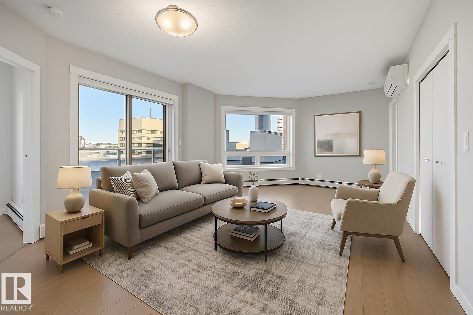 #606 10410 102 AV NW, Edmonton