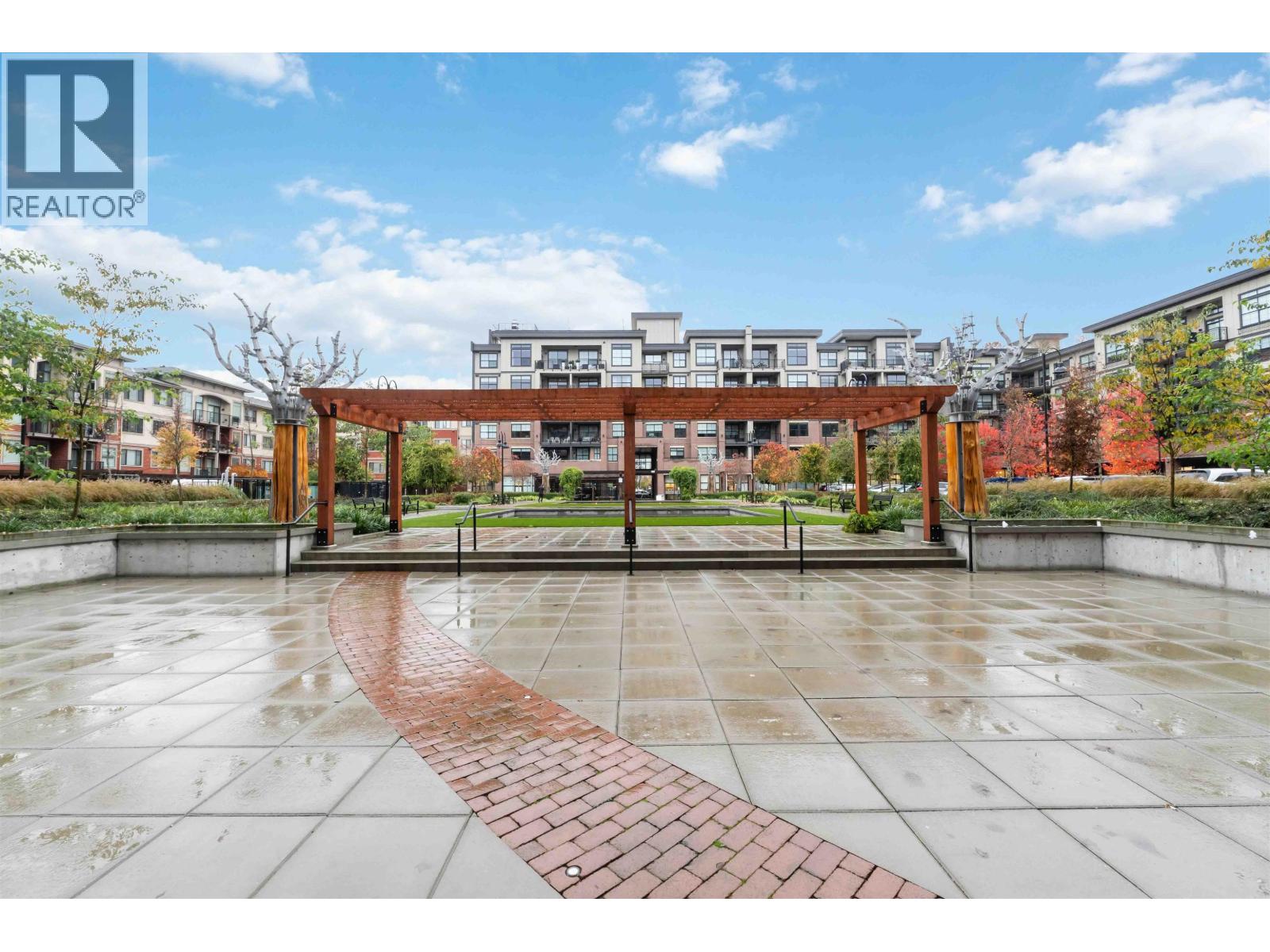 415 22633 SELKIRK AVENUE, Maple Ridge