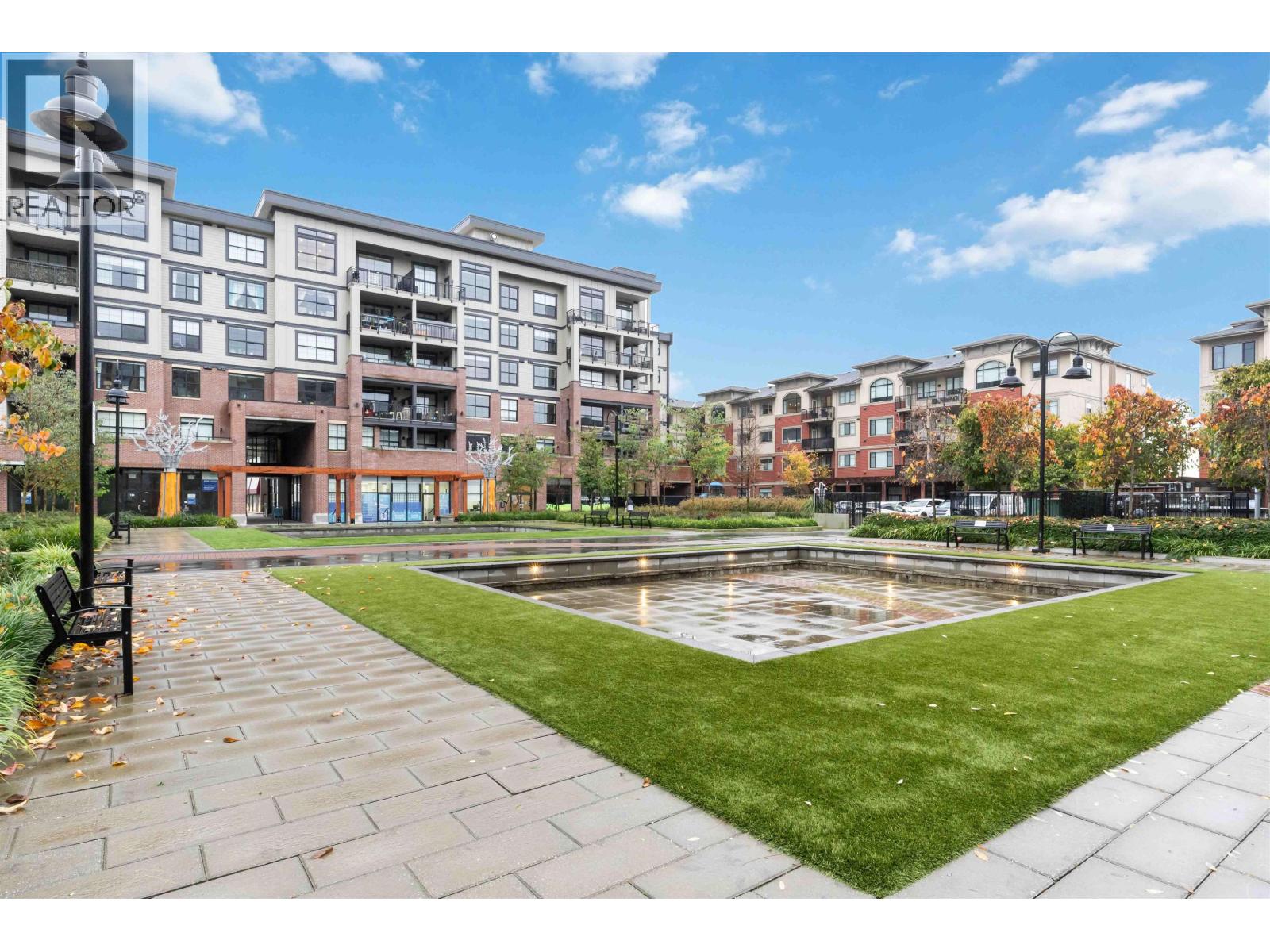 415 22633 SELKIRK AVENUE, Maple Ridge