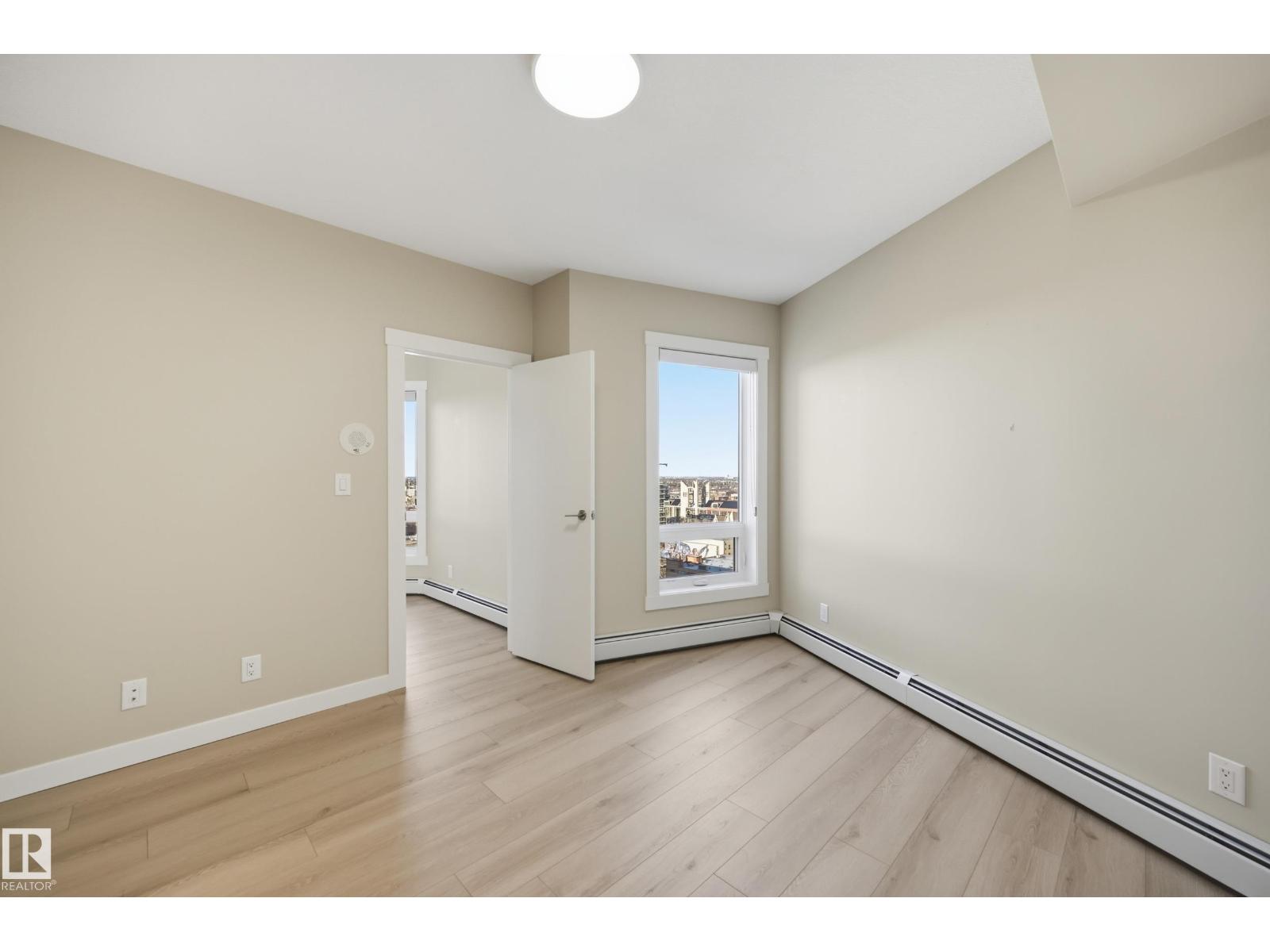 #1306 10410 102 AV NW, Edmonton