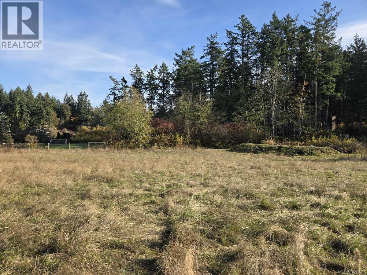 1216 Clayton Rd, North Saanich