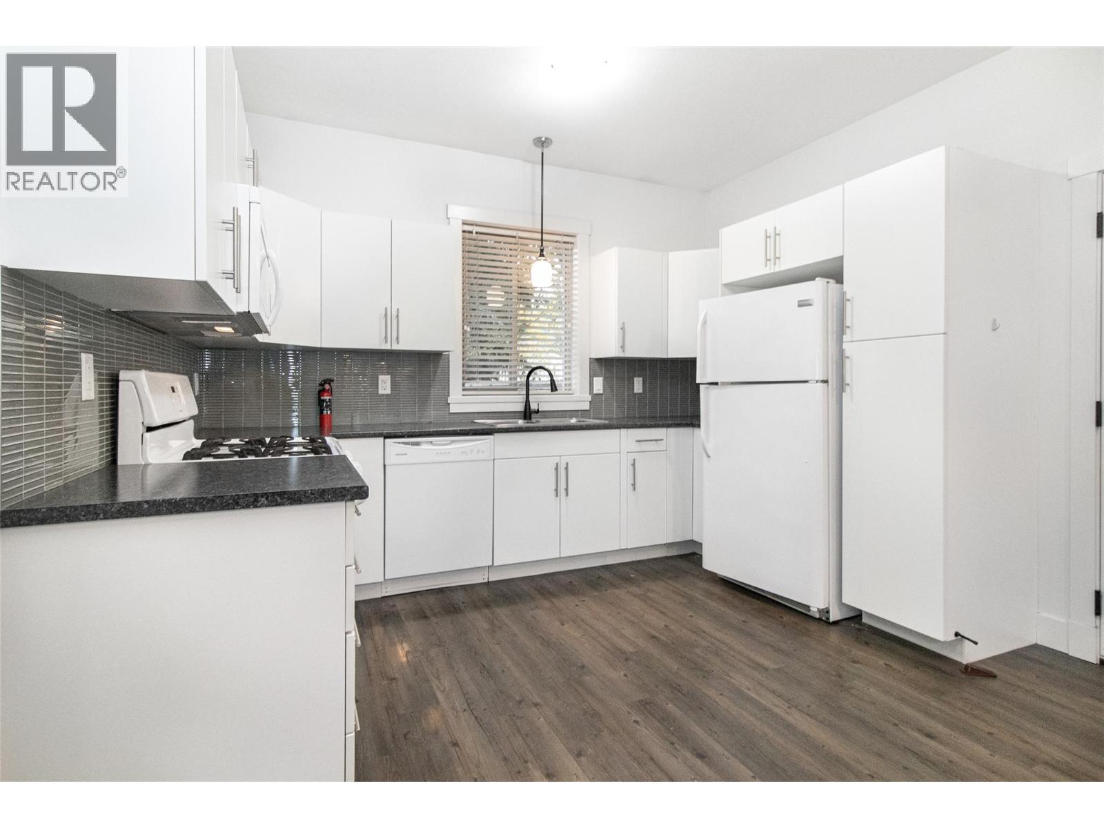  560 Christleton Avenue, Kelowna