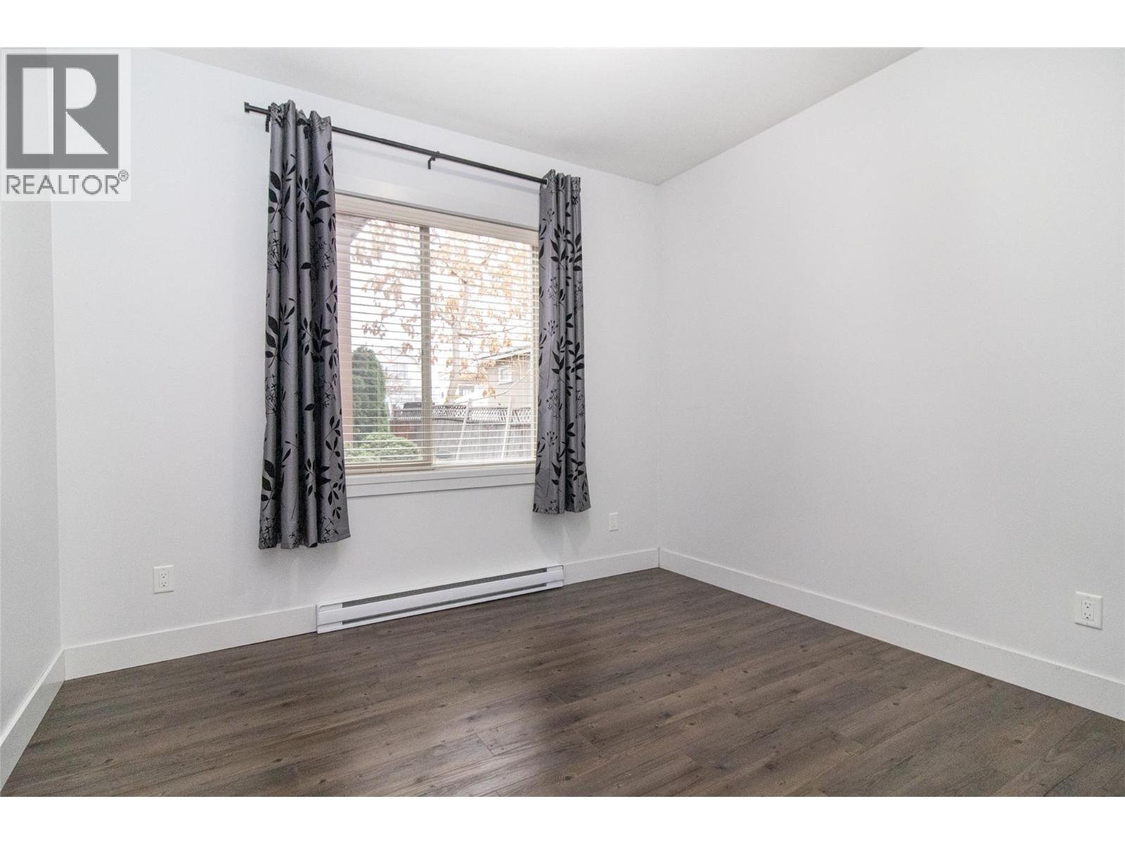  560 Christleton Avenue, Kelowna