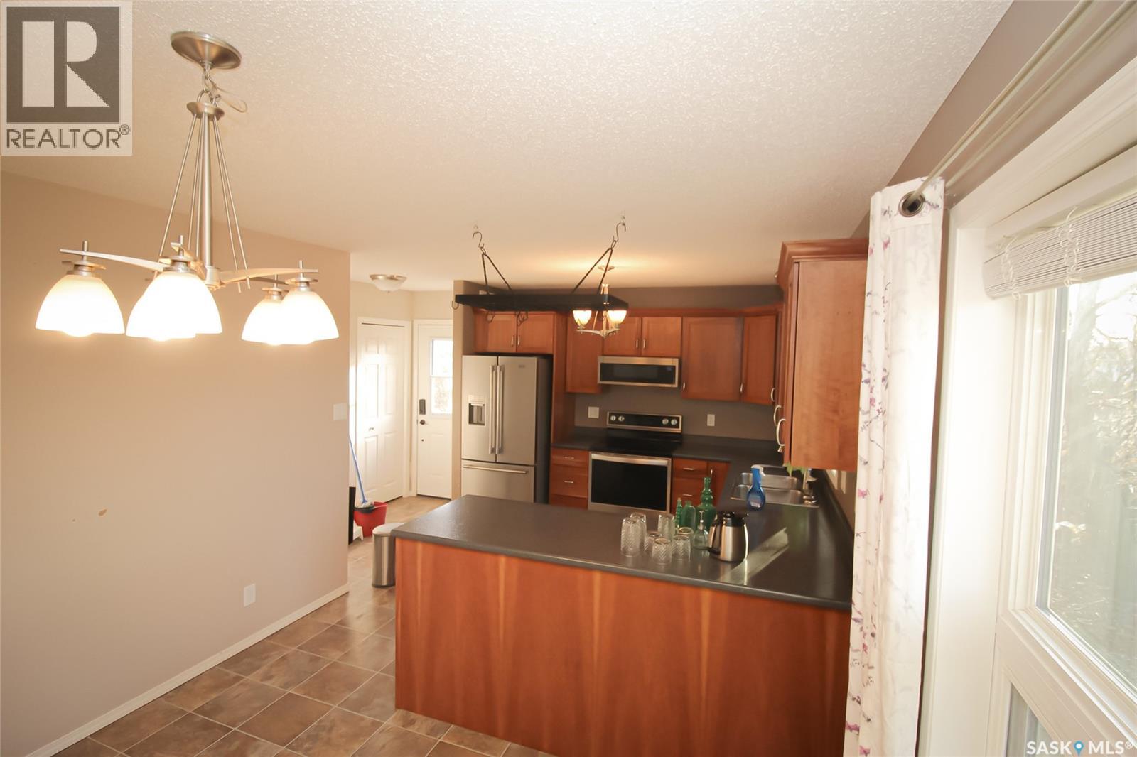 406 Main STREET — photo 10