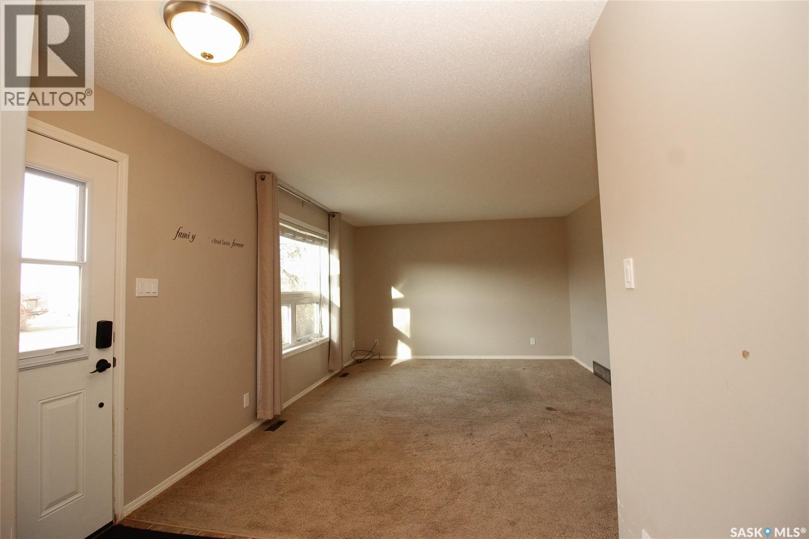 406 Main STREET — photo 6