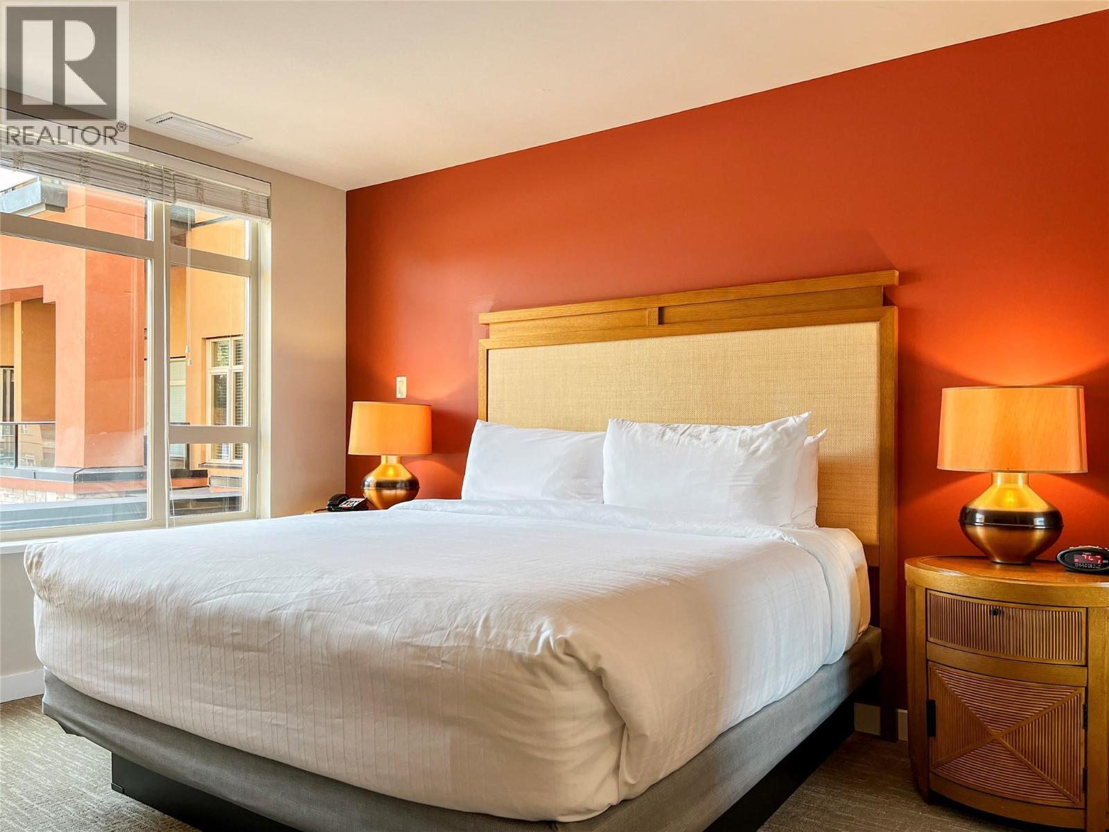 15 Park Place Unit# 201, Osoyoos