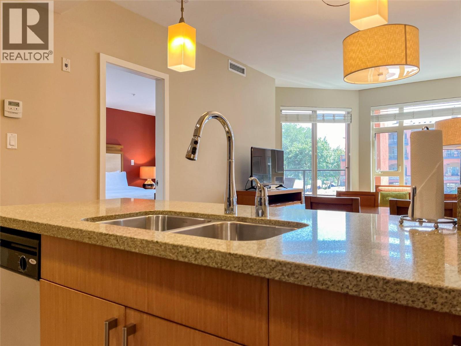 15 Park Place Unit# 201, Osoyoos