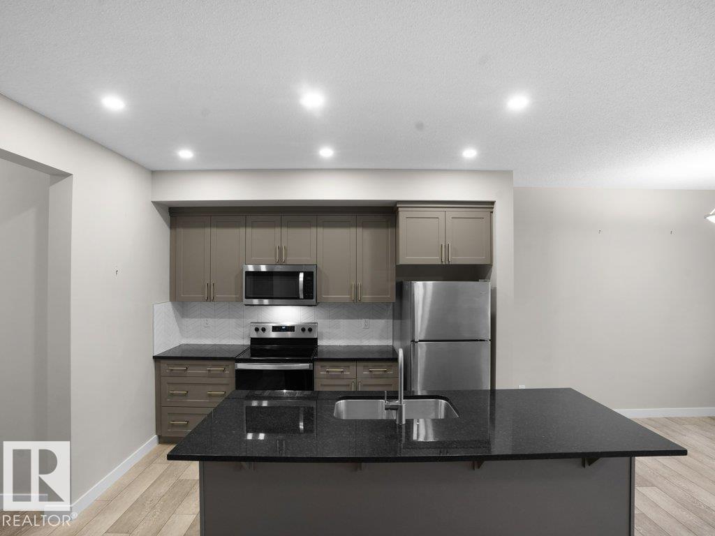 20329 15A AV NW, Edmonton