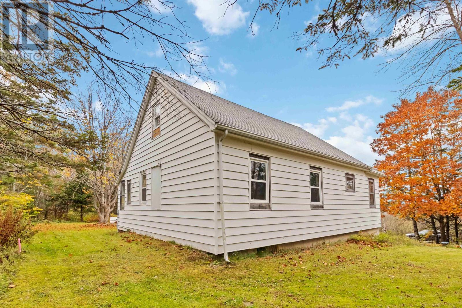 Property 22 of 31 of 379 Bissett Road