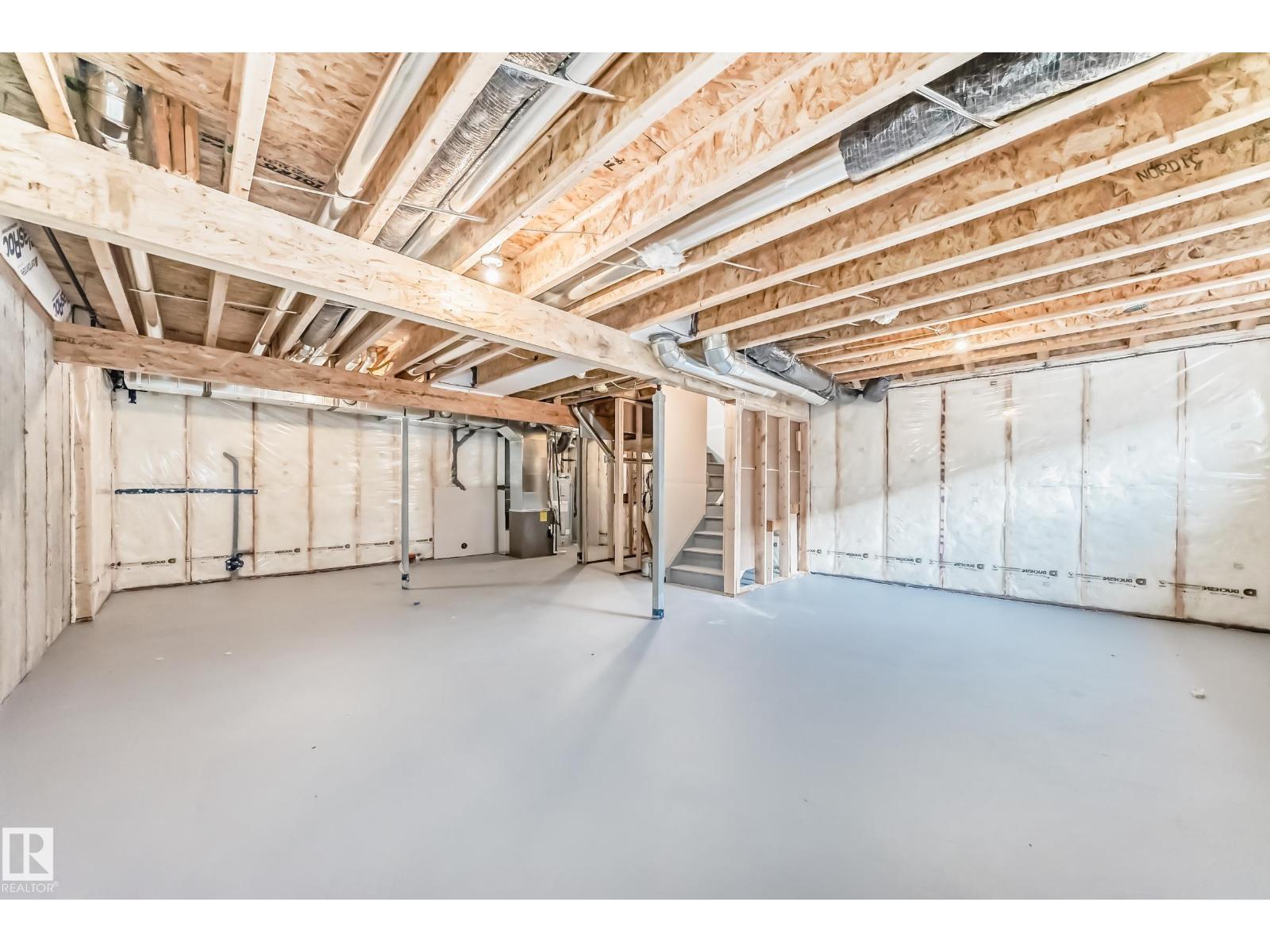 33 Chartres CL, St. Albert