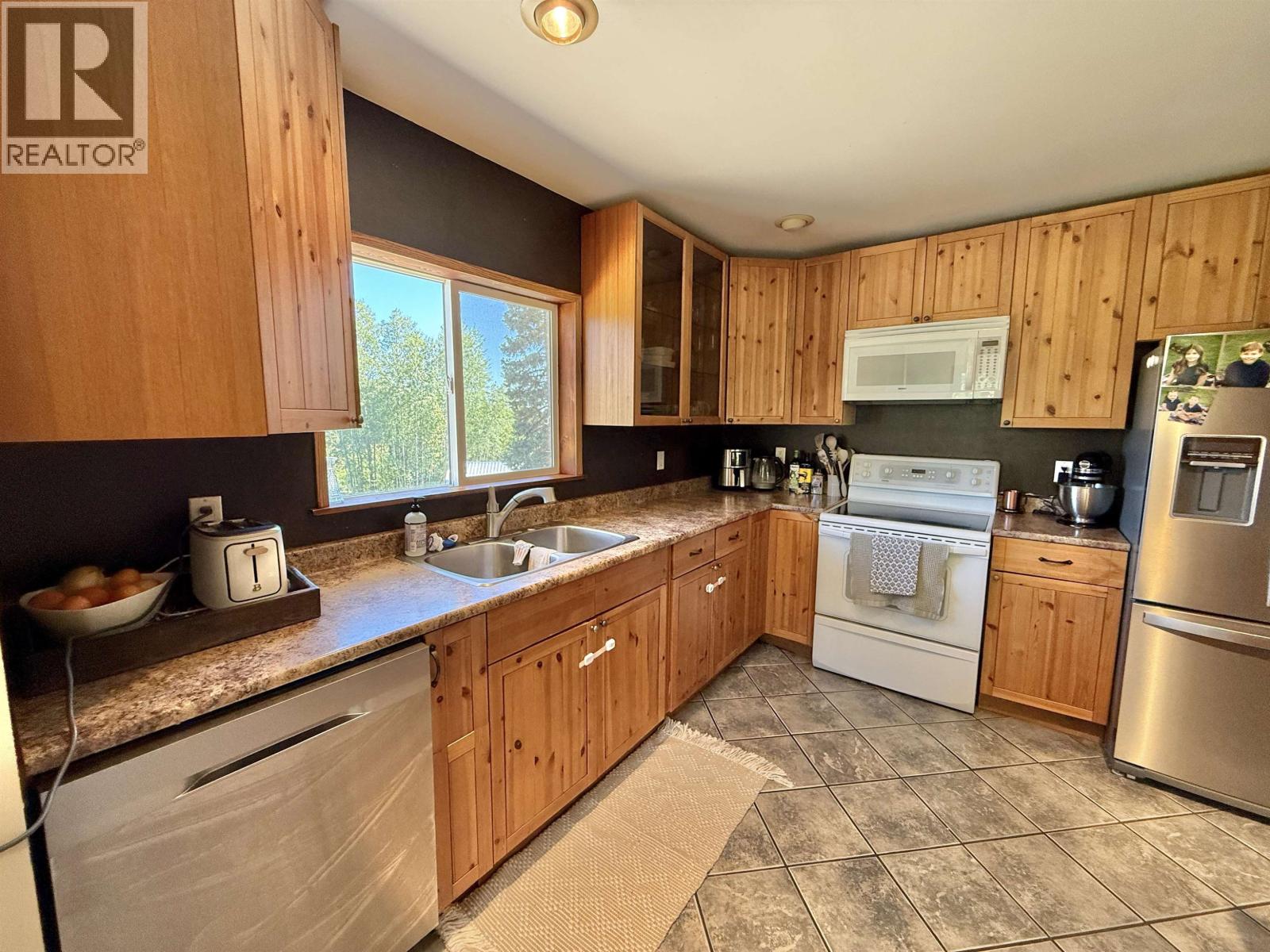 2873 TINDALE ROAD, Quesnel