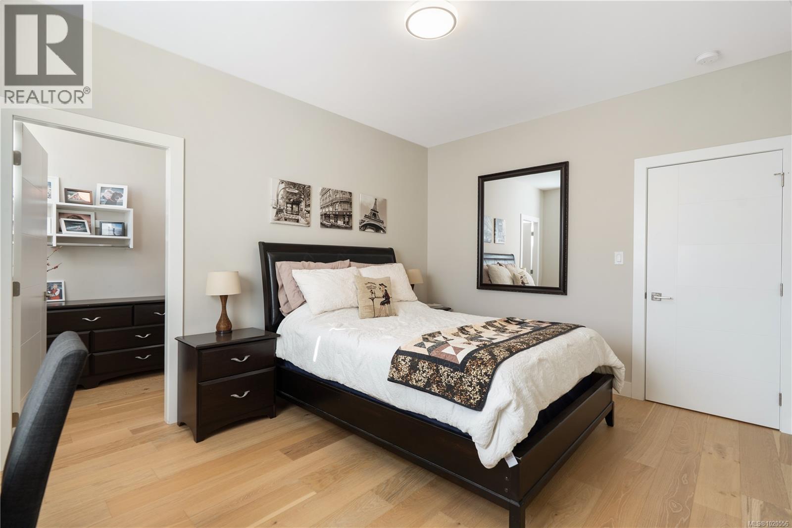 922 Greystone Pl, Langford