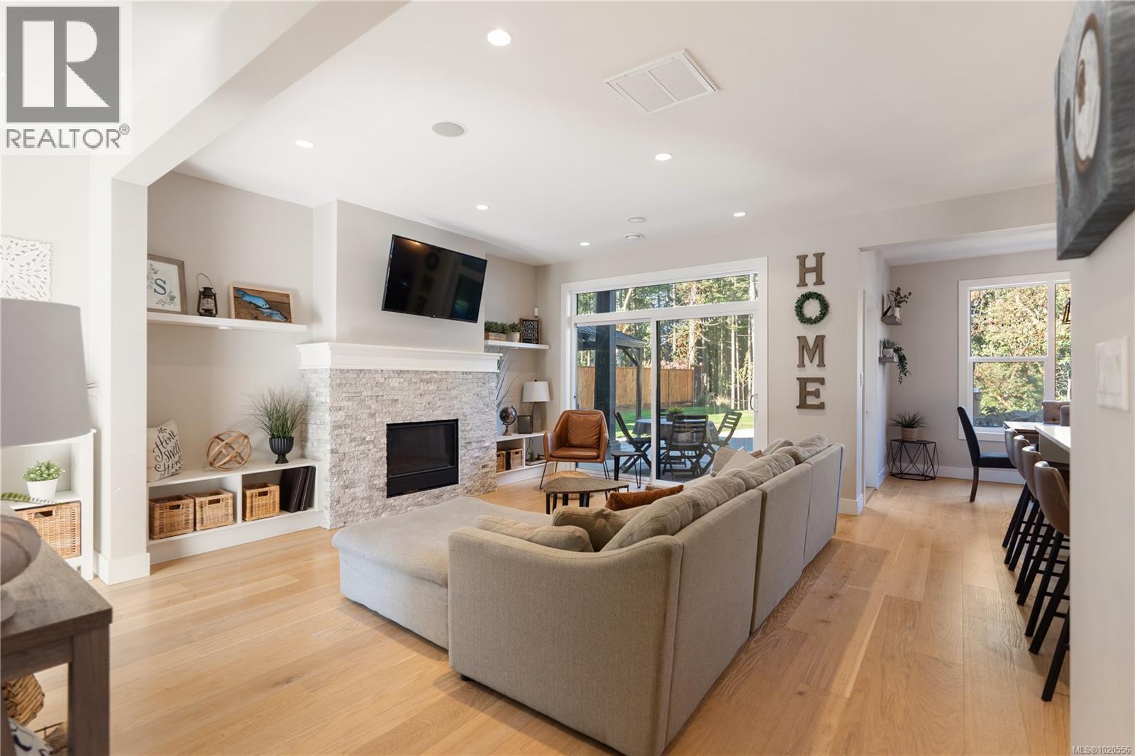 922 Greystone Pl, Langford