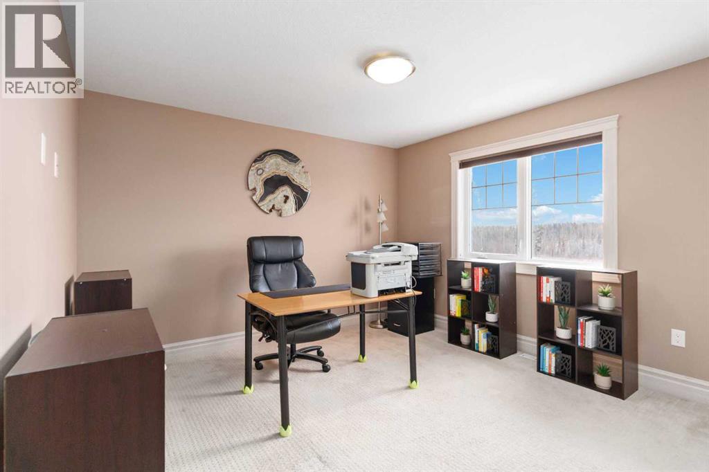 131 Falcon Green, Fort McMurray