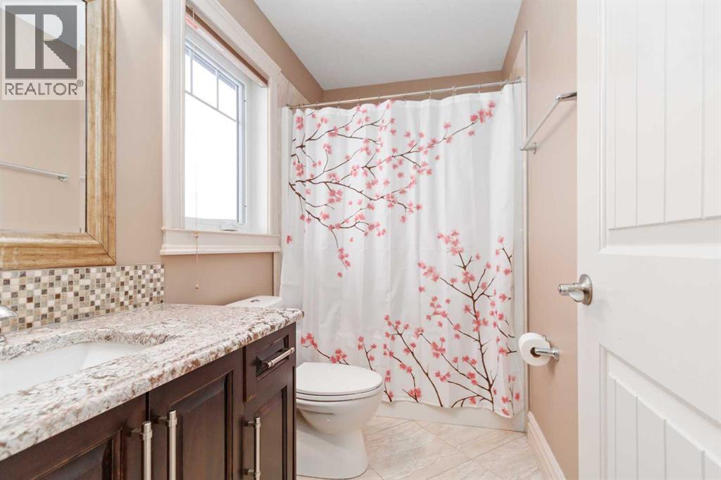 131 Falcon Green, Fort McMurray