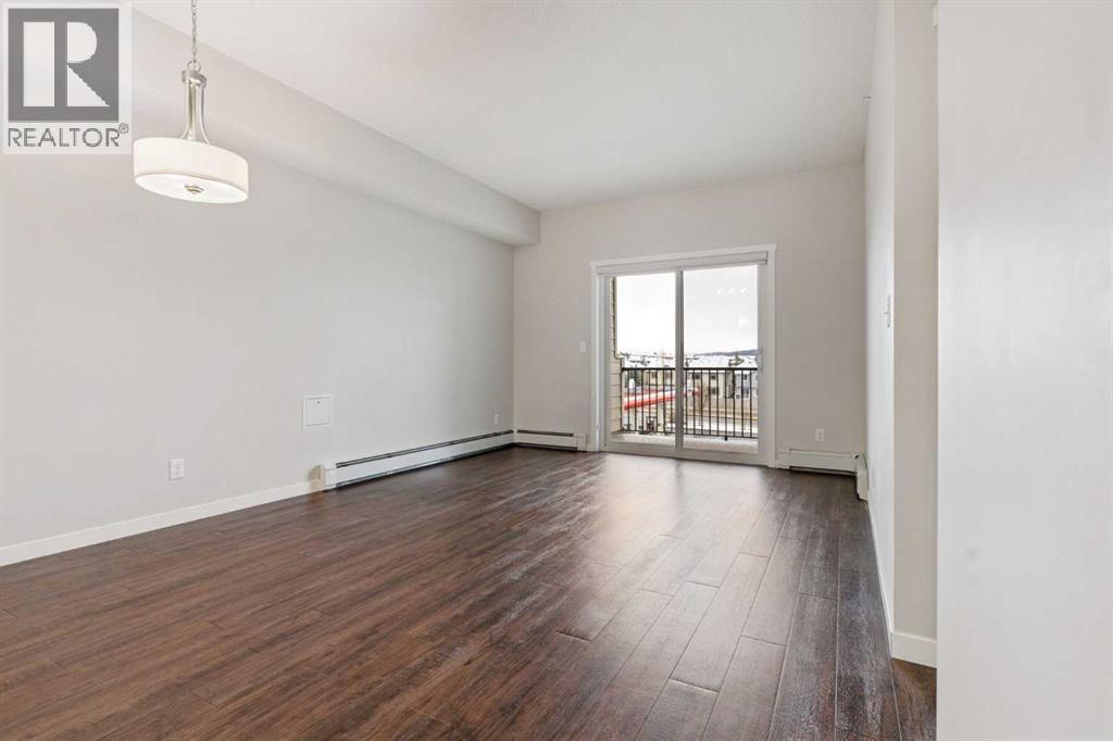 101 Sunset Drive, Cochrane