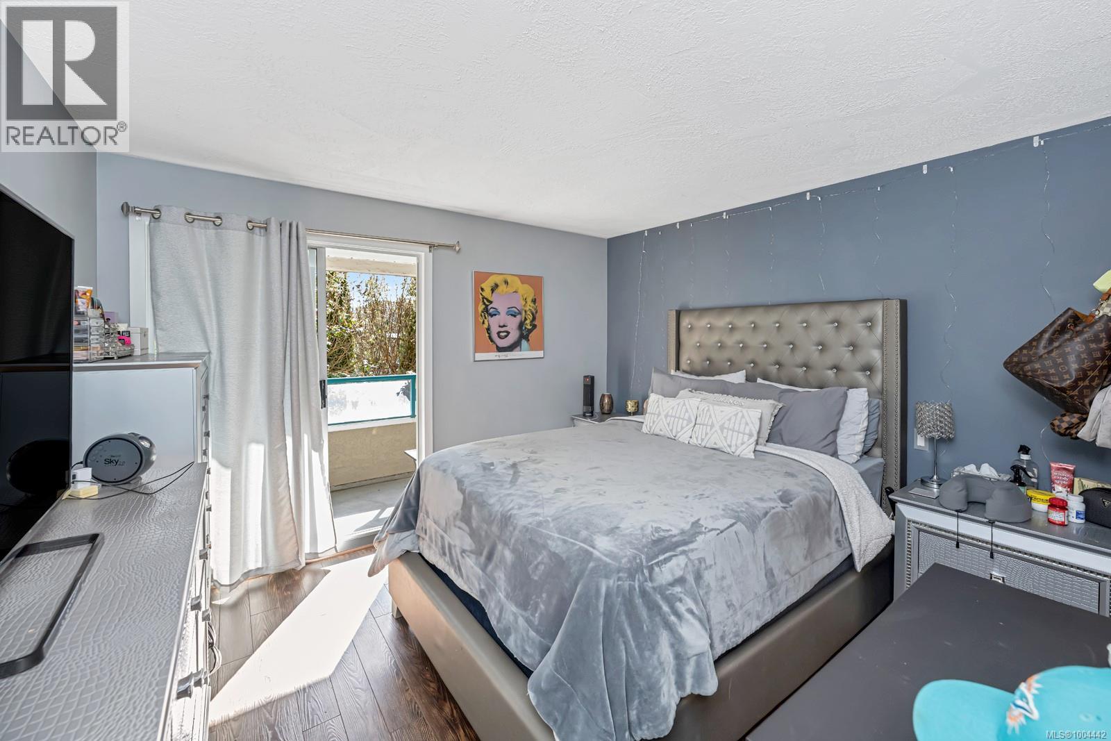 206 1223 Johnson Street, Victoria