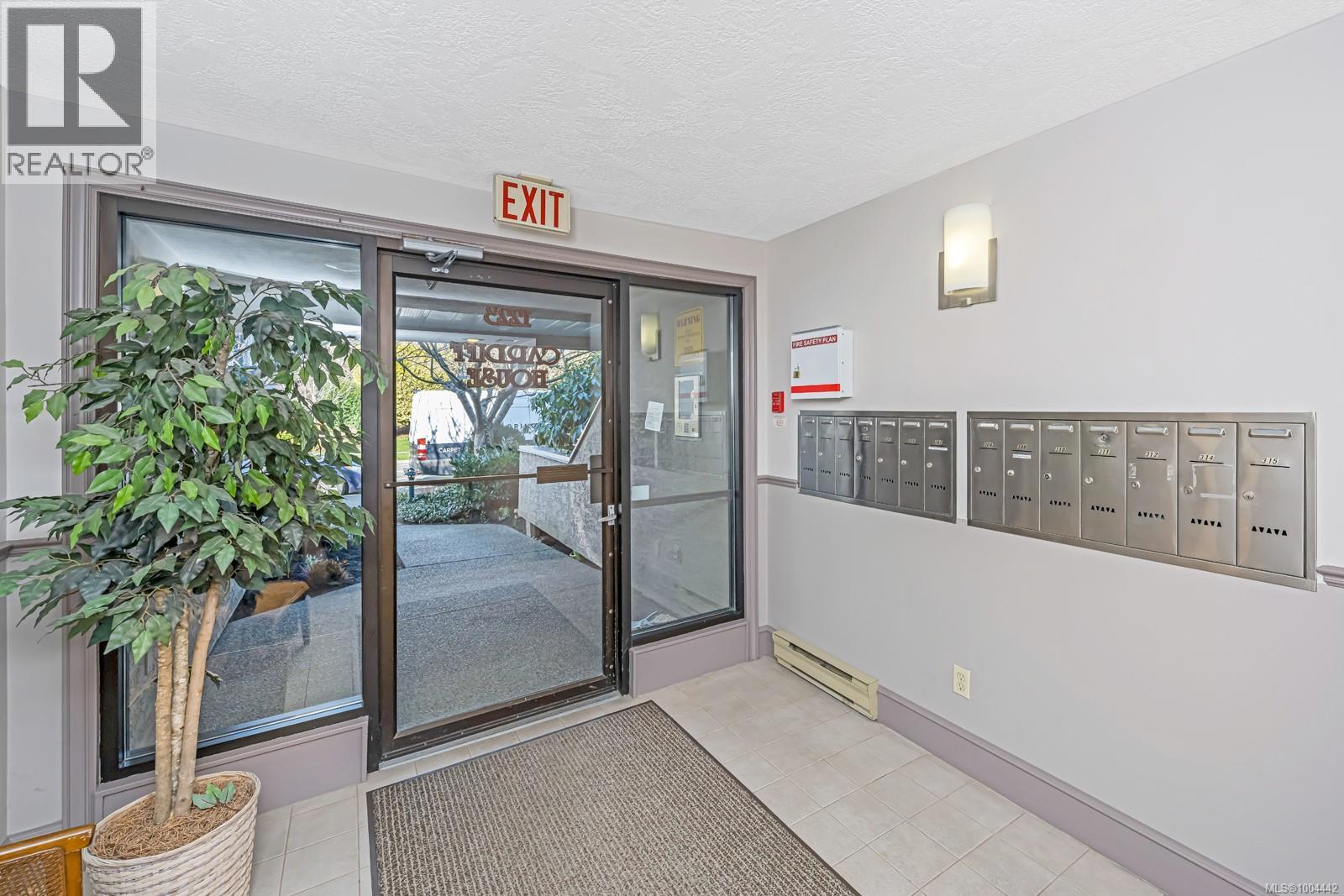 206 1223 Johnson Street, Victoria