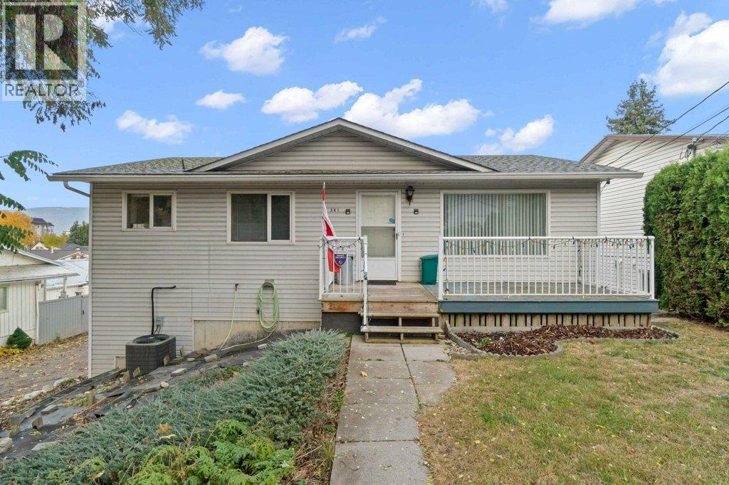  341 2 Street Southeast, Salmon Arm