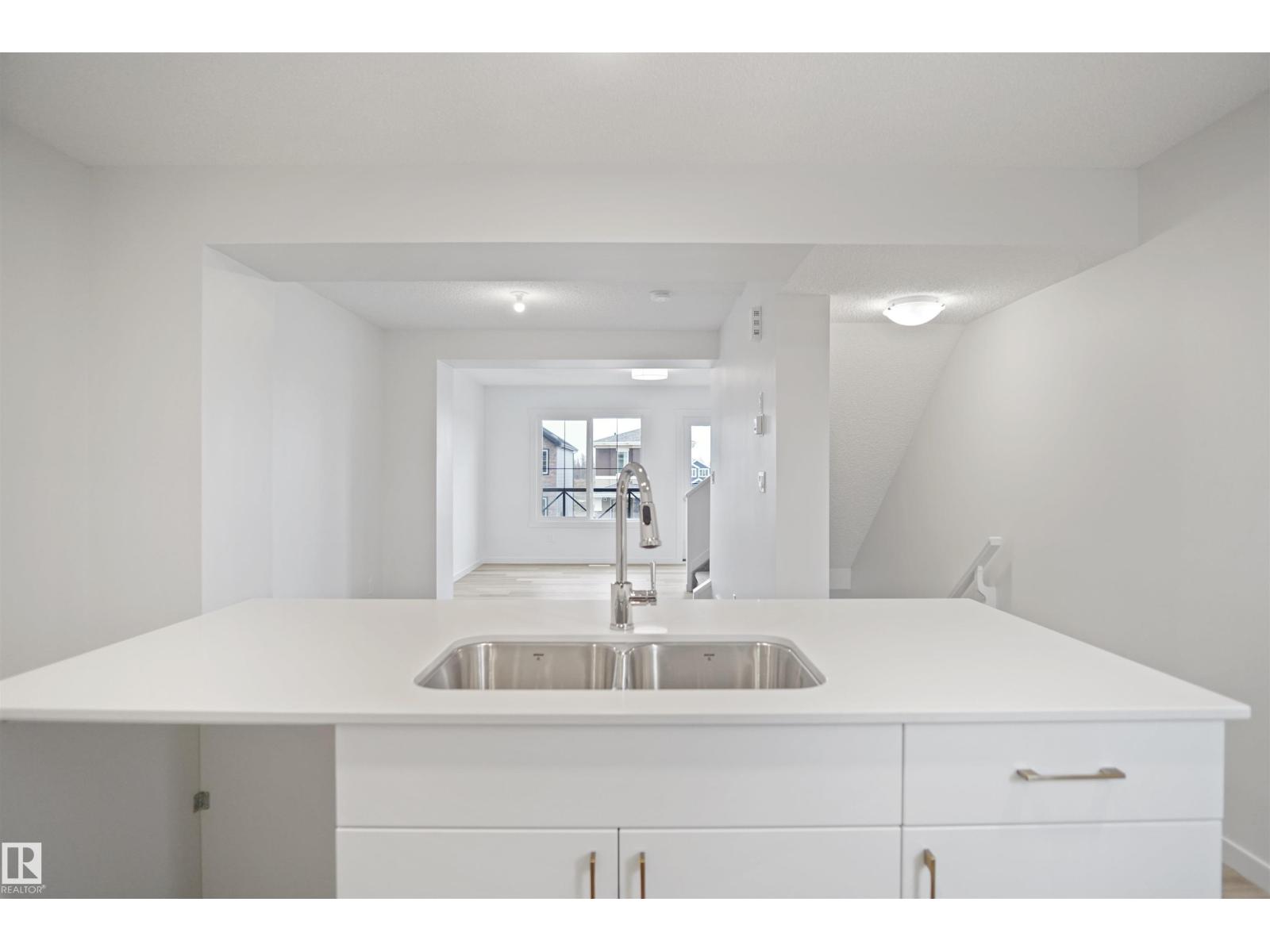 22 ELIZABETH GD, Spruce Grove