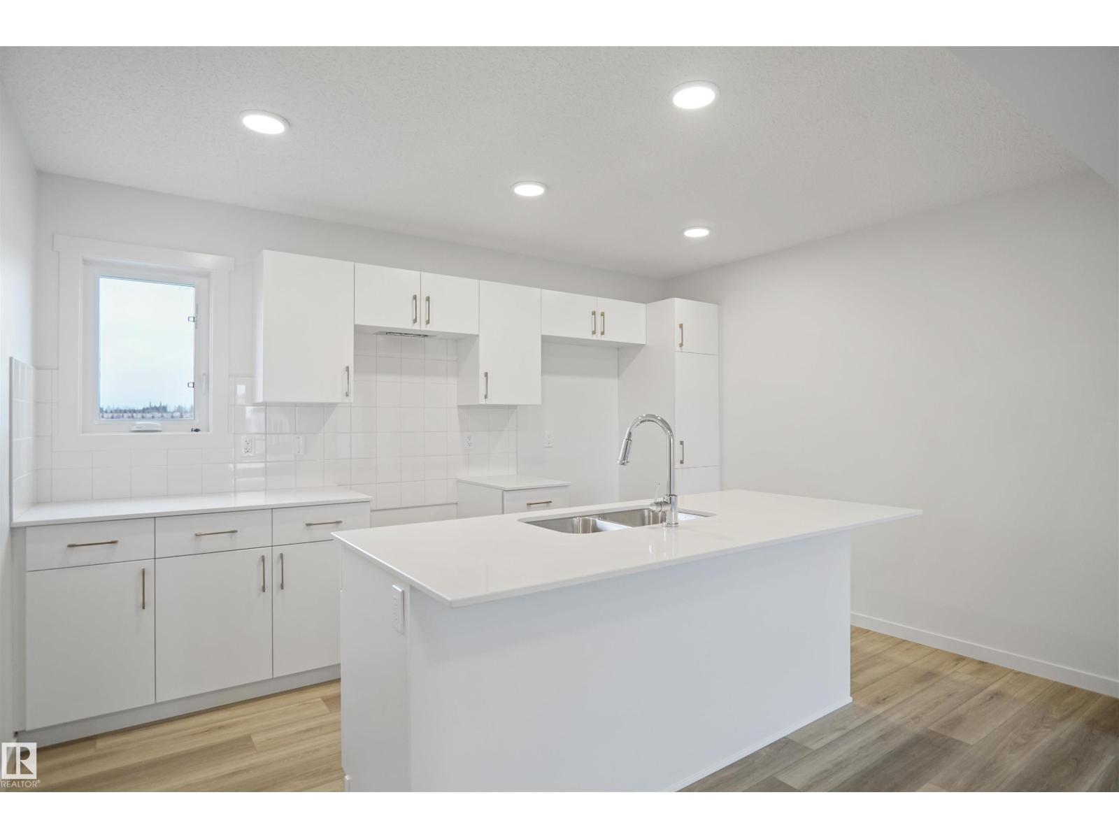 22 ELIZABETH GD, Spruce Grove