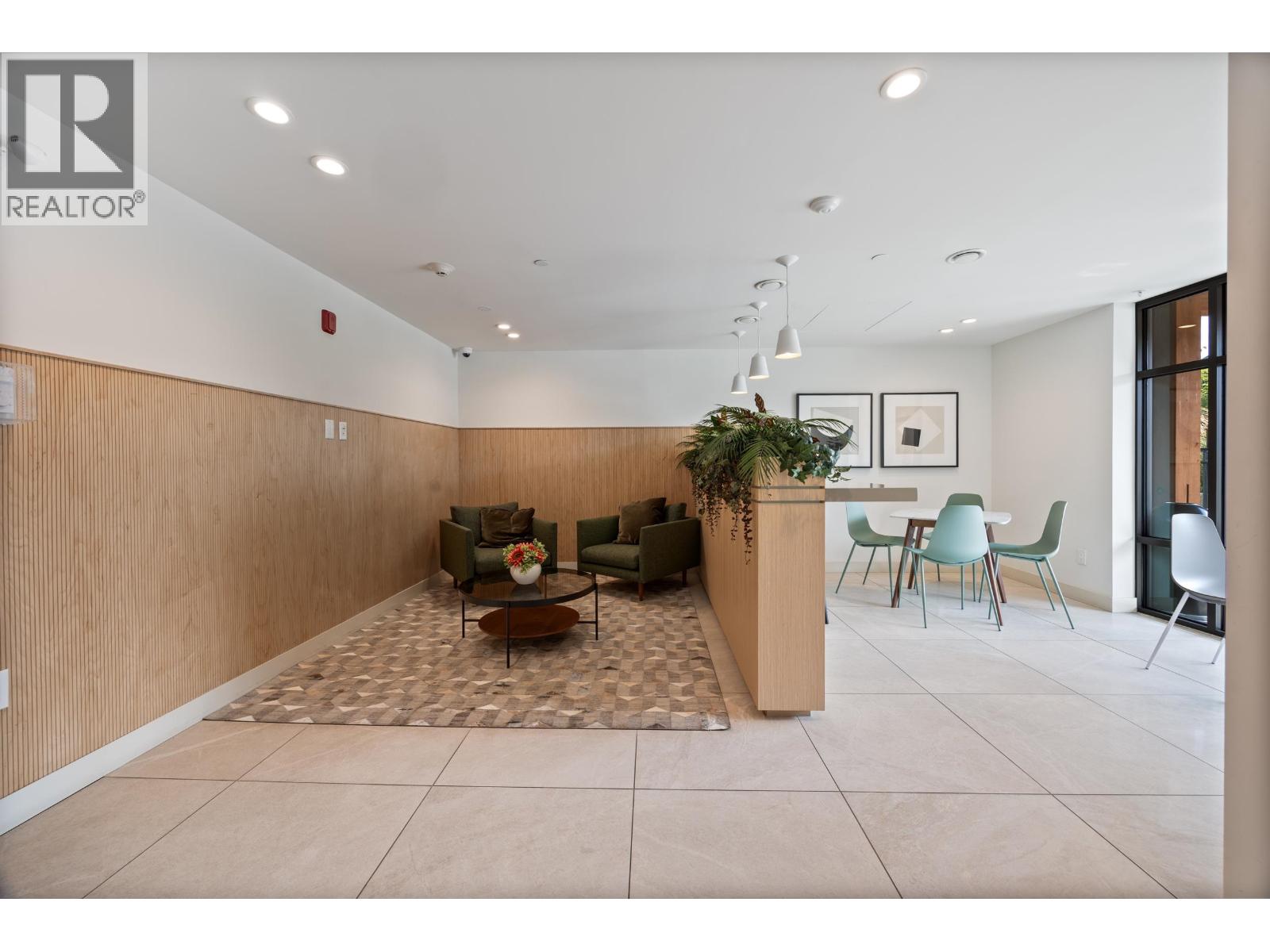 222 735 ANSKAR COURT, Coquitlam