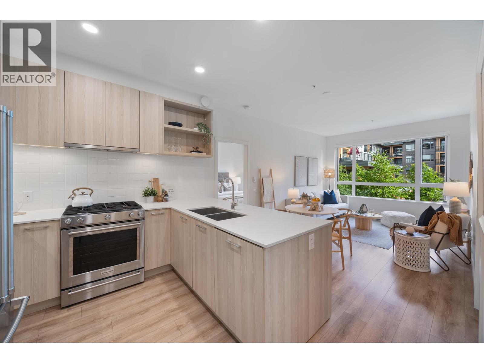 222 735 ANSKAR COURT, Coquitlam