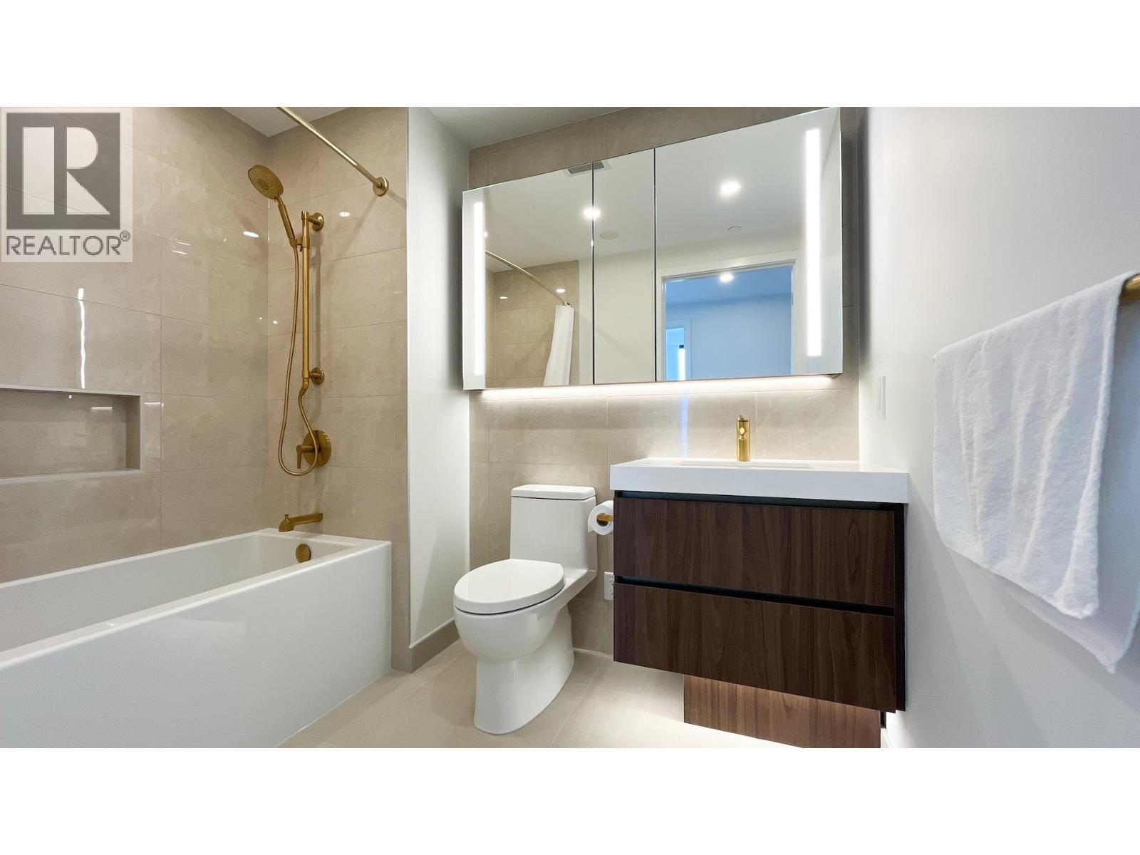 3908 5987 WILSON AVENUE, Burnaby