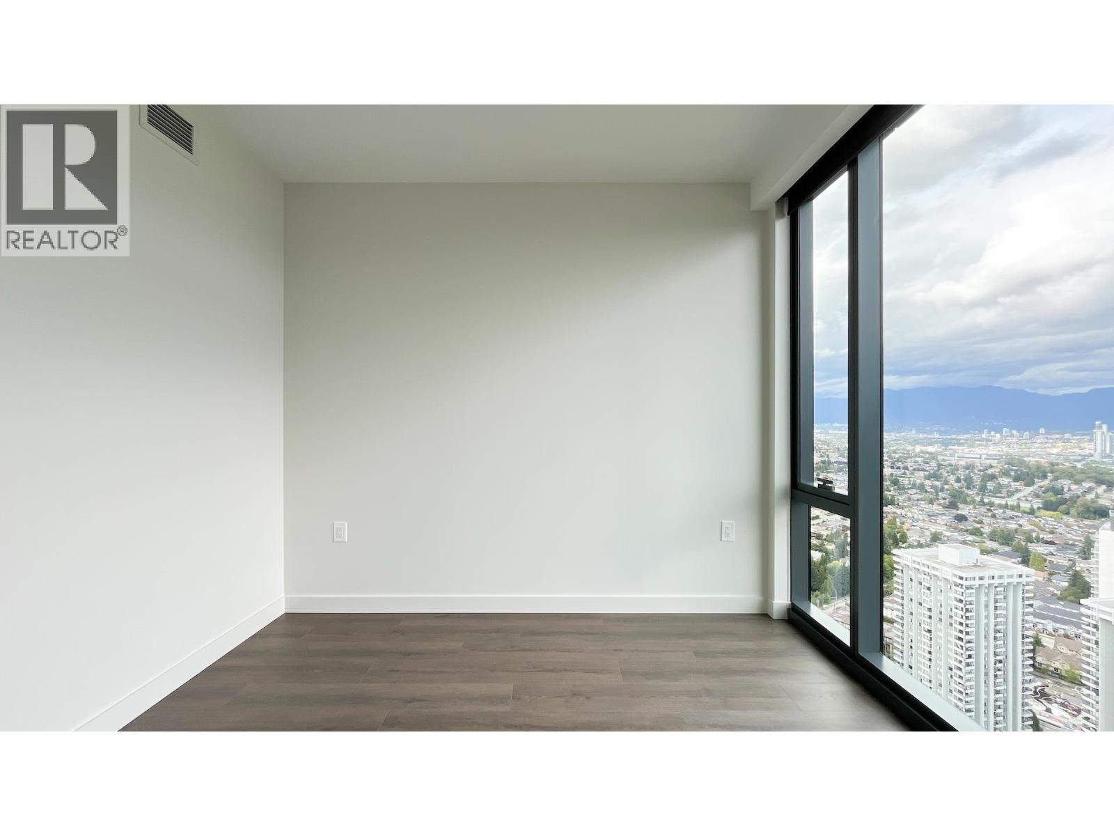 3908 5987 WILSON AVENUE, Burnaby