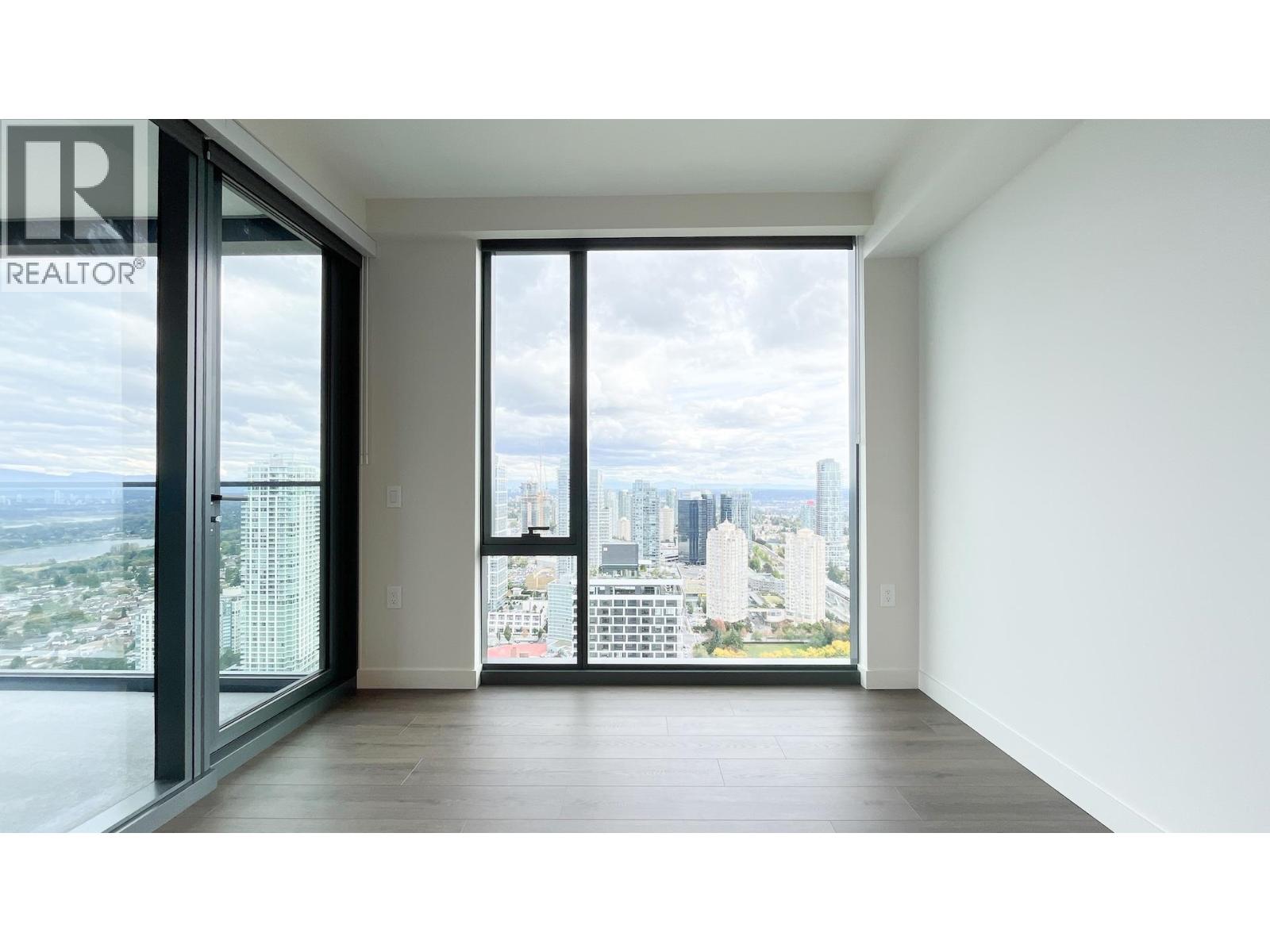 3908 5987 WILSON AVENUE, Burnaby