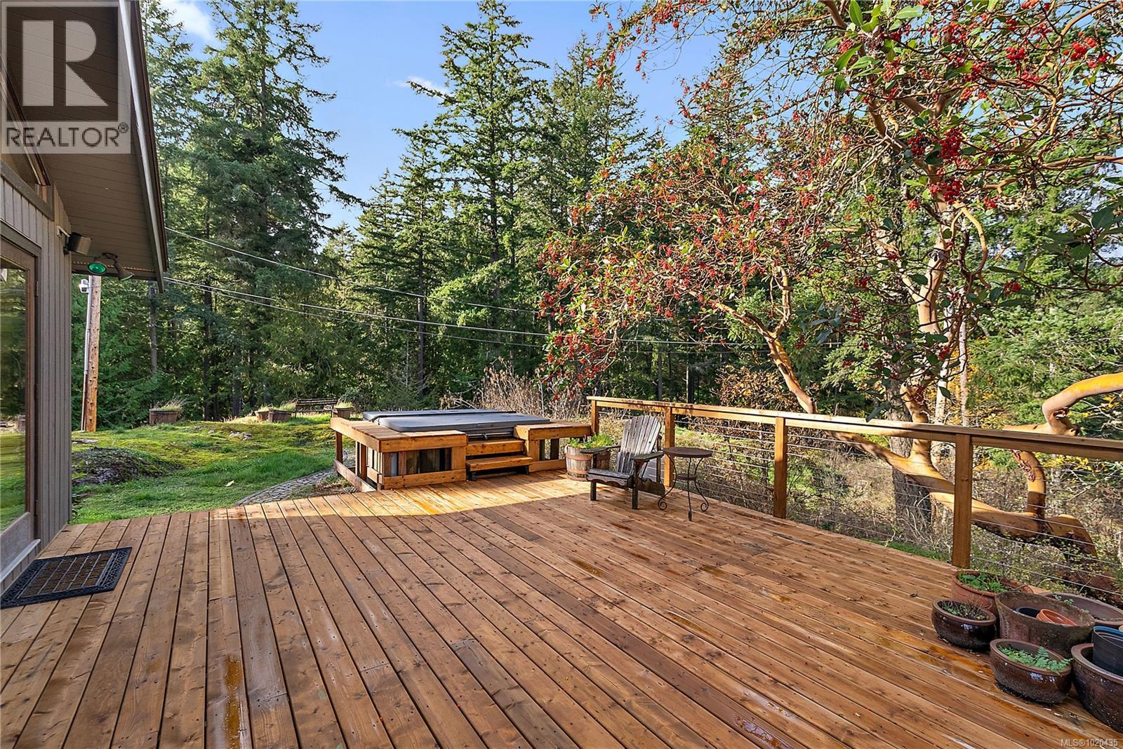 235 Hartland Ave, Saanich