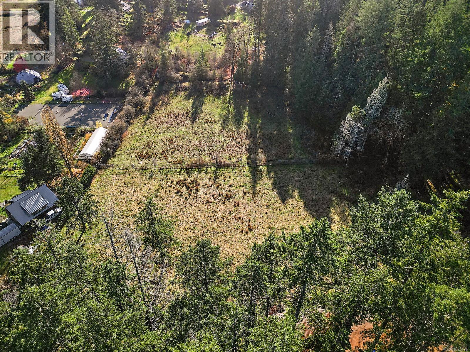 235 Hartland Ave, Saanich