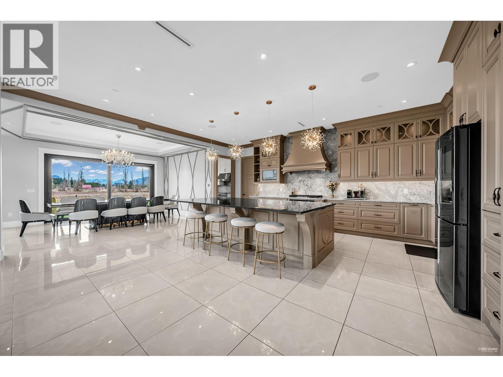 18782 OLD DEWDNEY TRUNK ROAD, Pitt Meadows