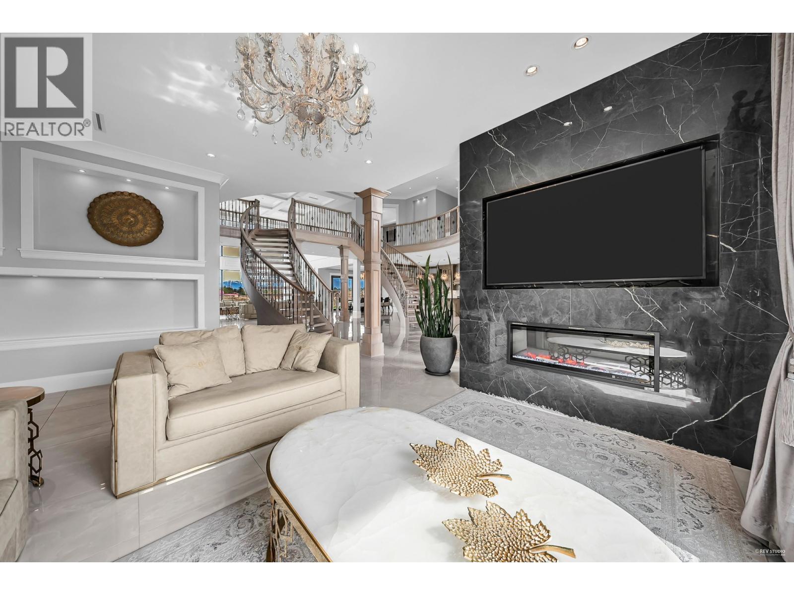 18782 OLD DEWDNEY TRUNK ROAD, Pitt Meadows