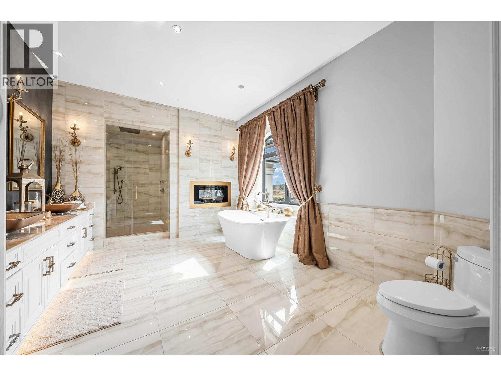 18782 OLD DEWDNEY TRUNK ROAD, Pitt Meadows