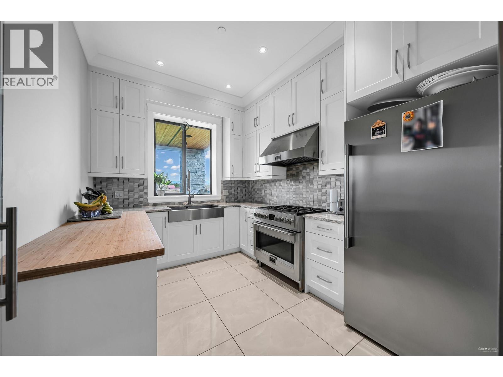 18782 OLD DEWDNEY TRUNK ROAD, Pitt Meadows