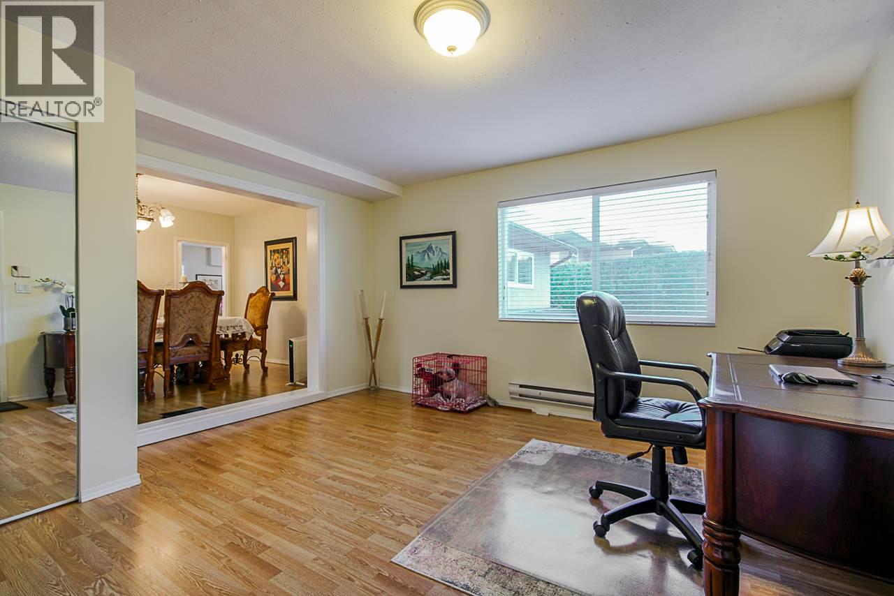 7774 BERKLEY STREET, Burnaby