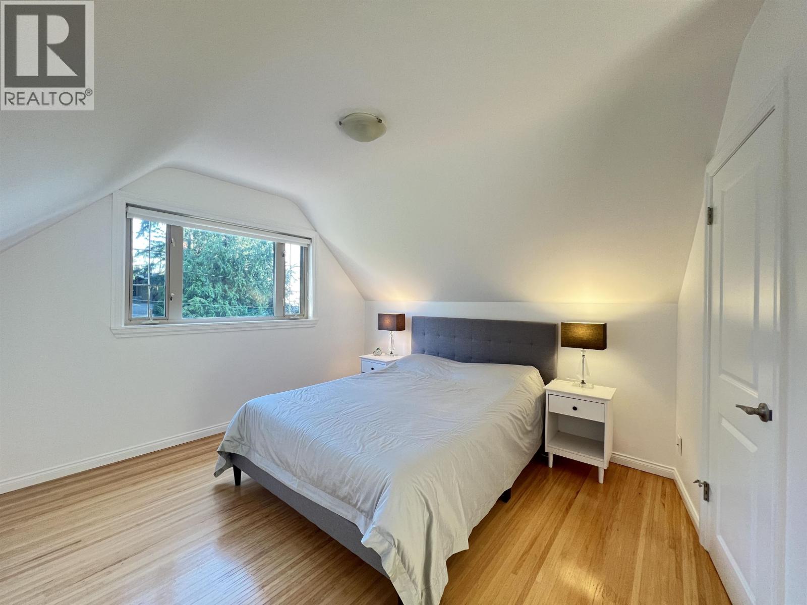 3791 SOUTHRIDGE AVENUE, West Vancouver