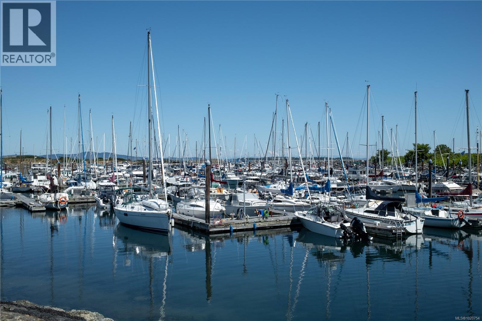  517 Victoria Avenue, Oak Bay