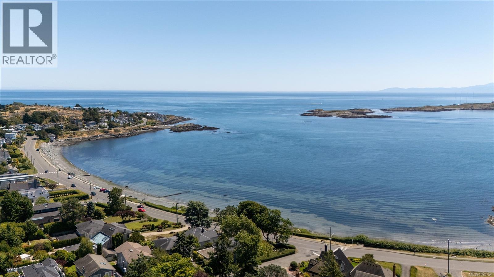  517 Victoria Avenue, Oak Bay