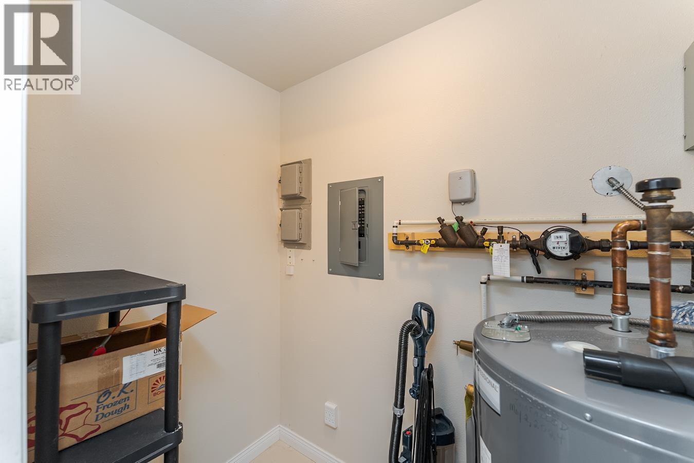 402 2911 FERRY AVENUE, Prince George