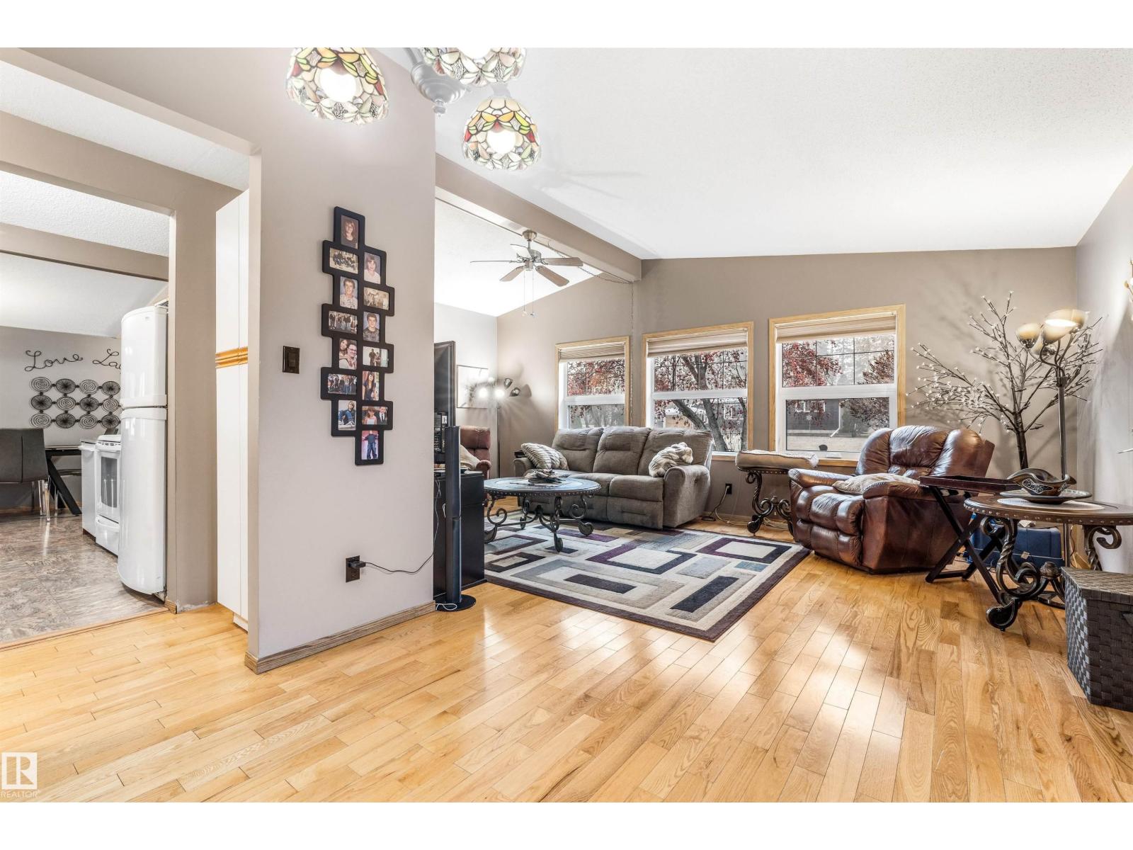 519 MCLEOD AV, Spruce Grove