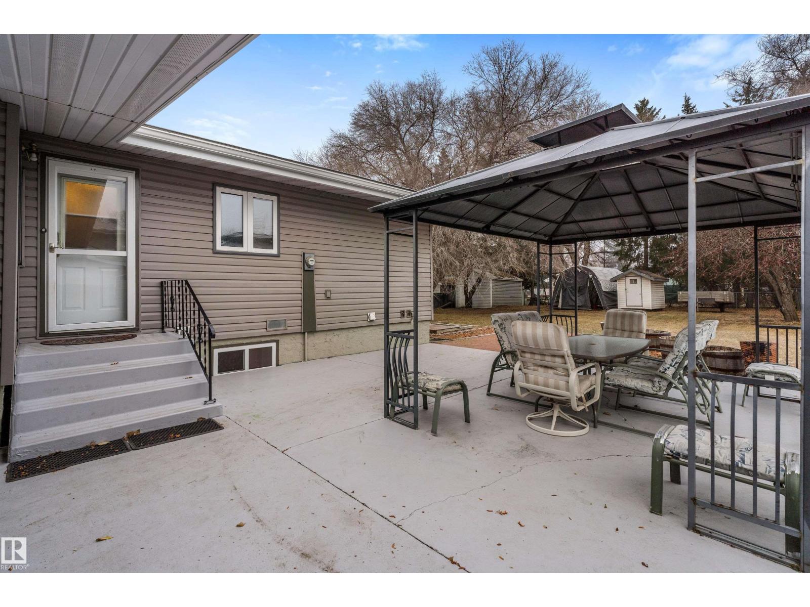 519 MCLEOD AV, Spruce Grove