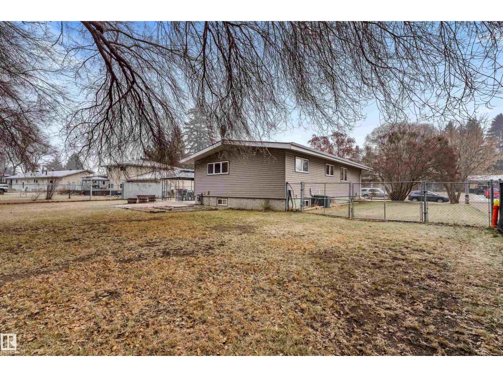 519 MCLEOD AV, Spruce Grove