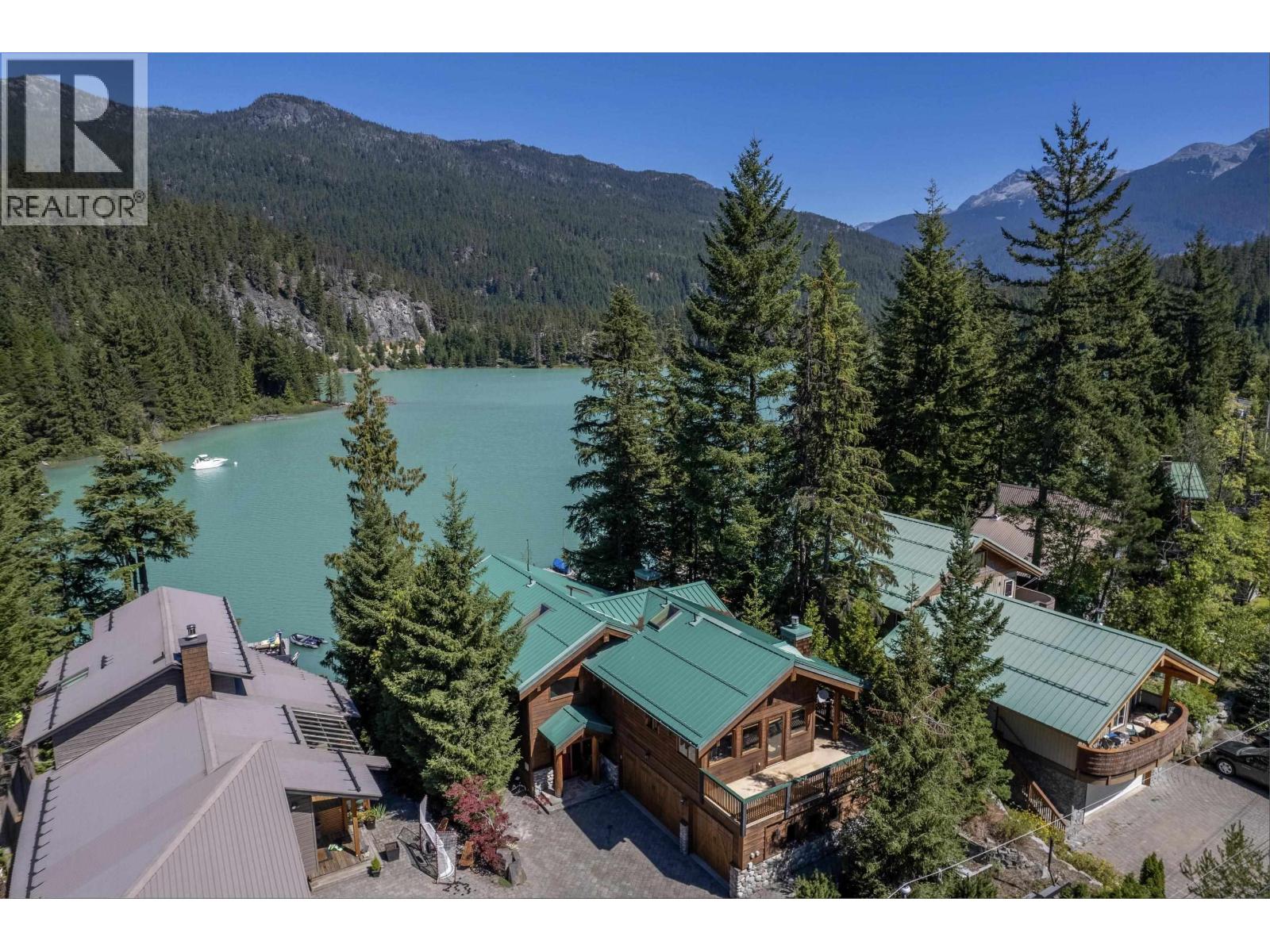 9297 LAKESHORE DRIVE, Whistler