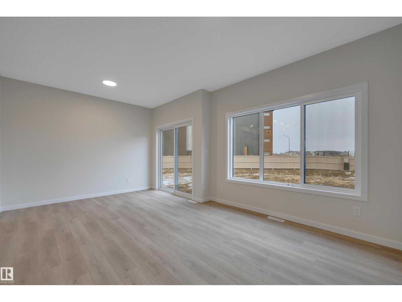 827 ROWAN CL SW, Edmonton