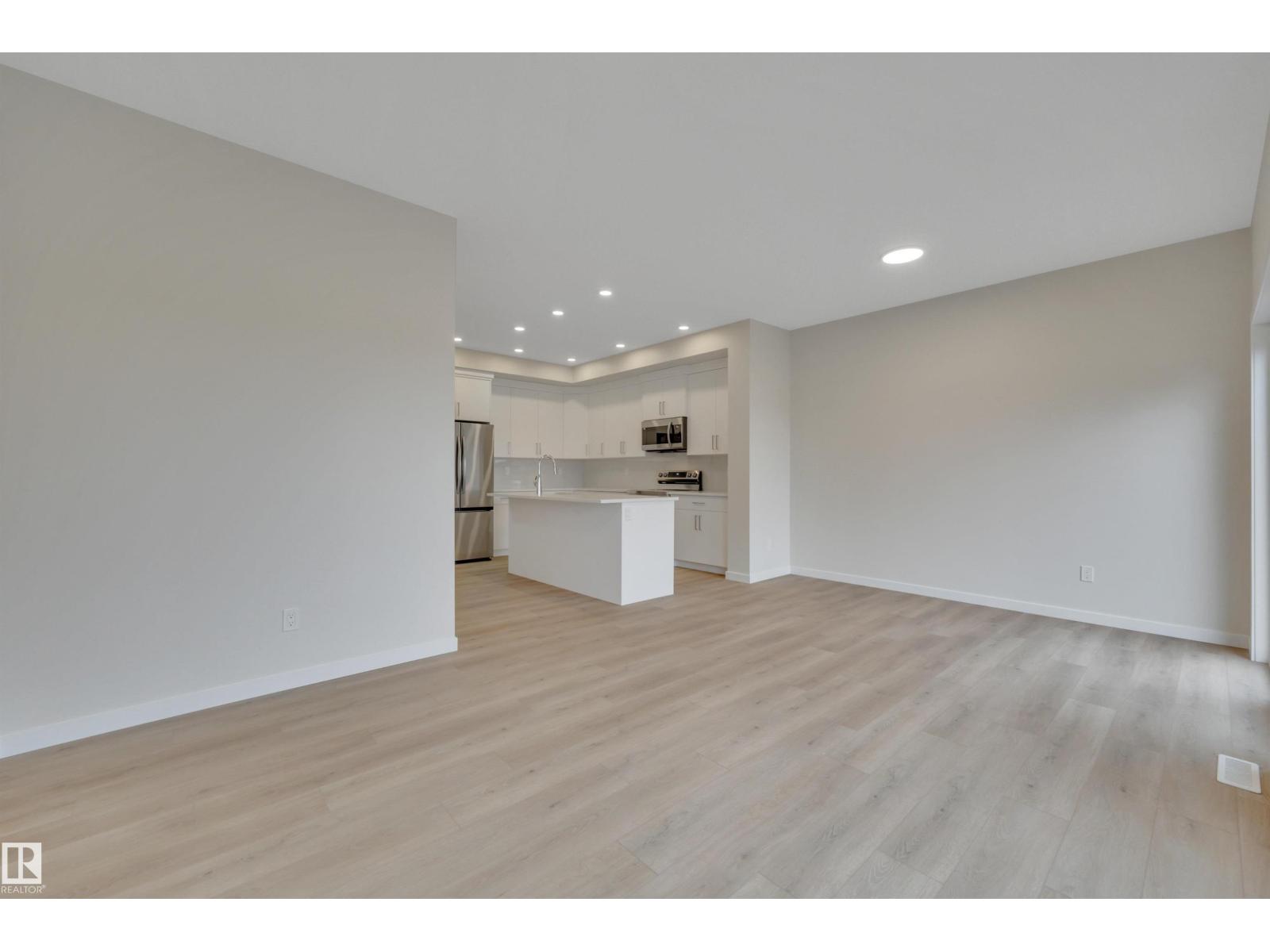 827 ROWAN CL SW, Edmonton