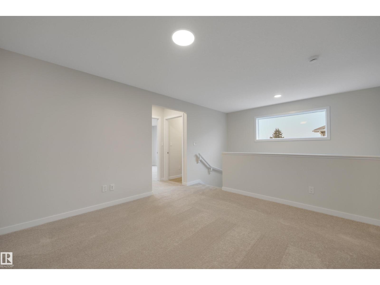 827 ROWAN CL SW, Edmonton