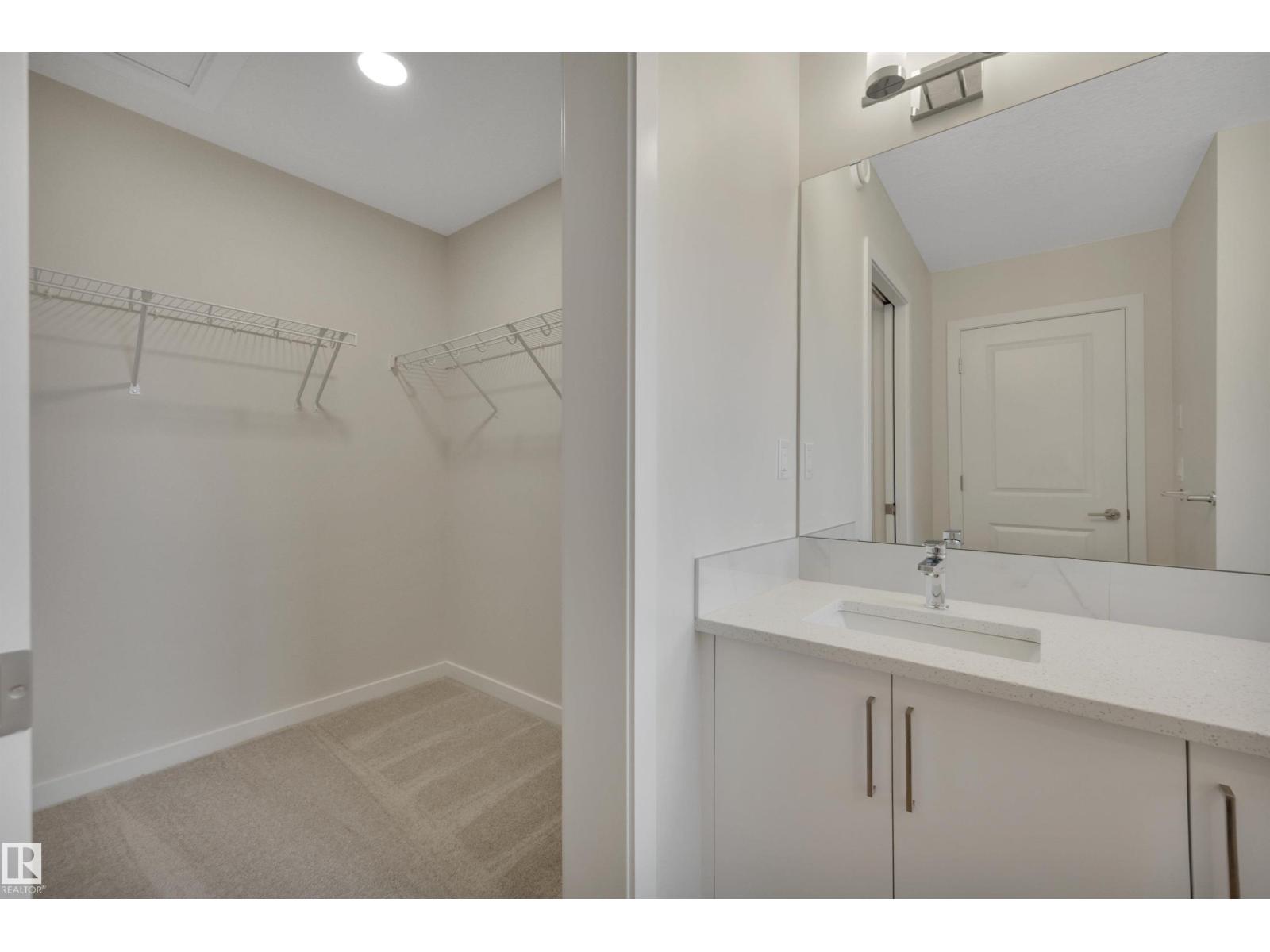 827 ROWAN CL SW, Edmonton